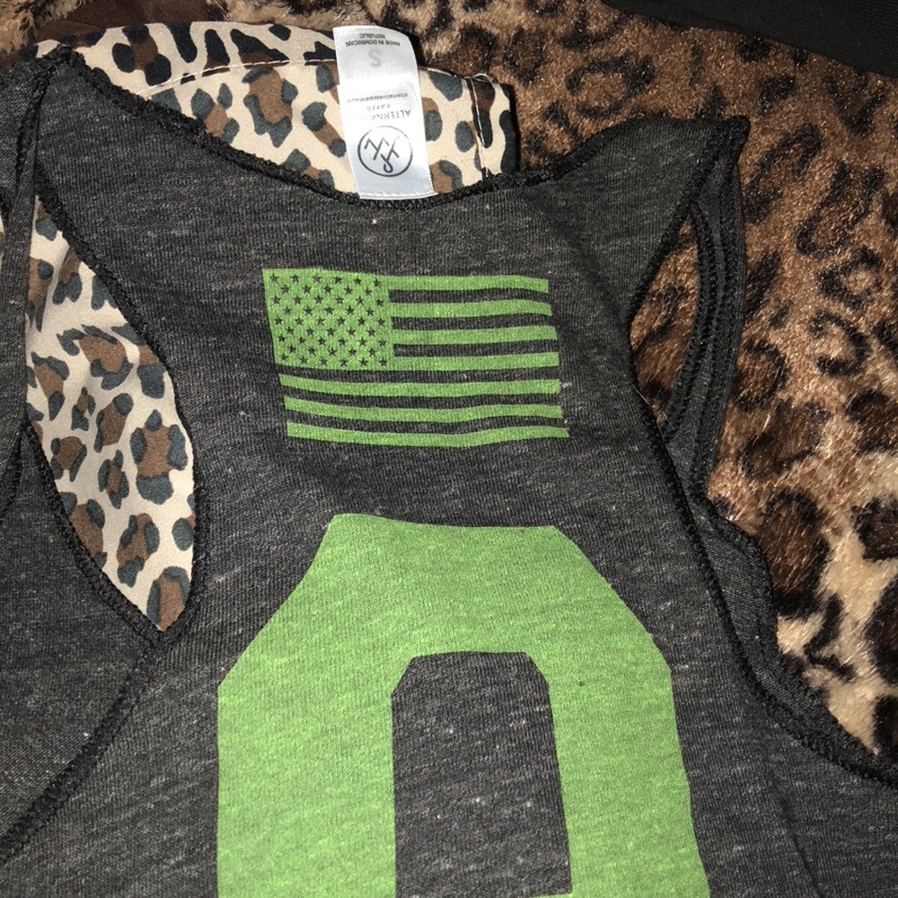 Tank - Picture 4 of 4